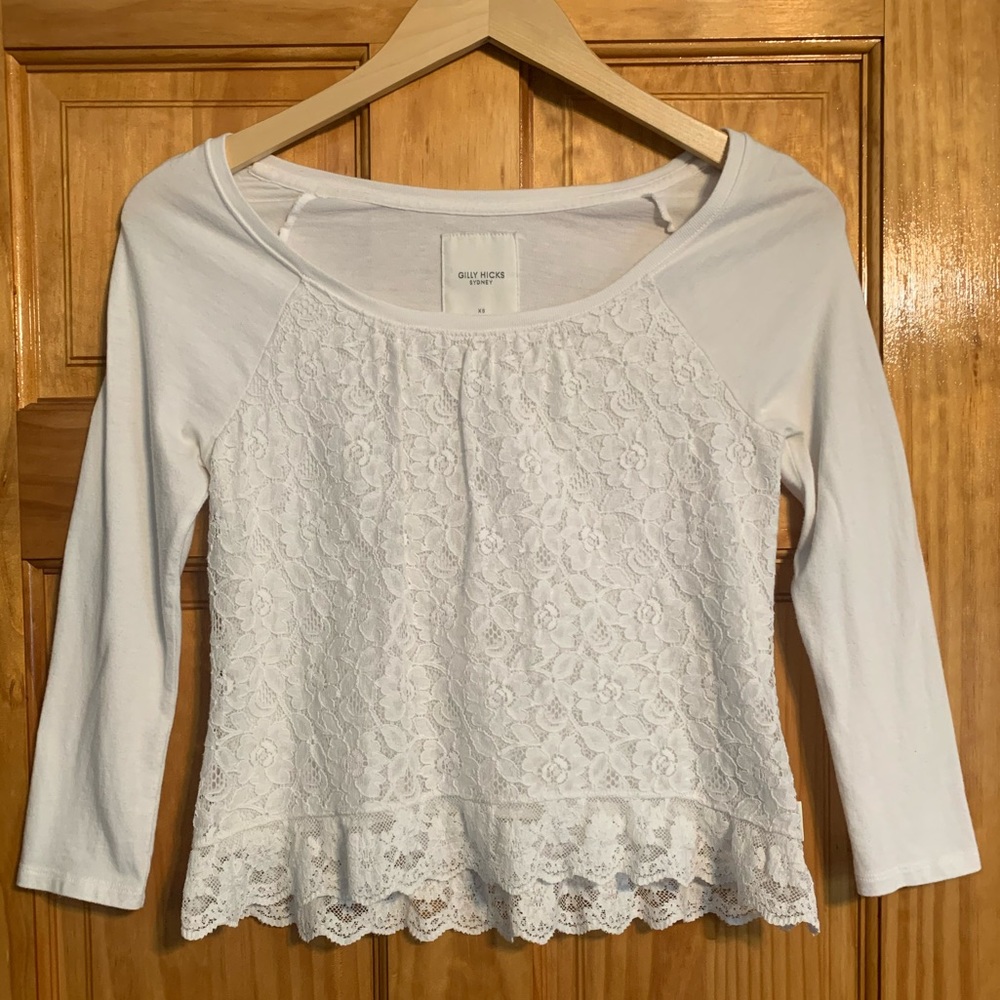 Gilly Hicks White Lace Quarter Sleeve Top